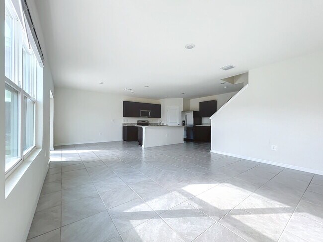 Building Photo - 12744 Lateral Root Dr
