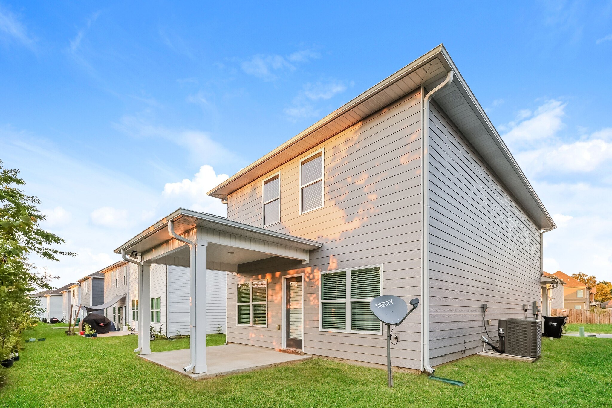Building Photo - 5537 Cathwick Dr