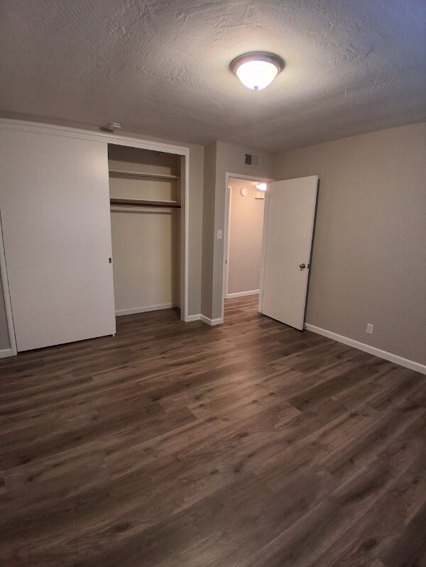 Building Photo - 1518 Pearl St