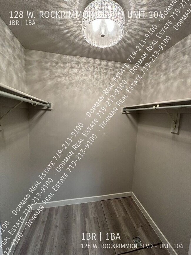 Building Photo - 128 W Rockrimmon Blvd