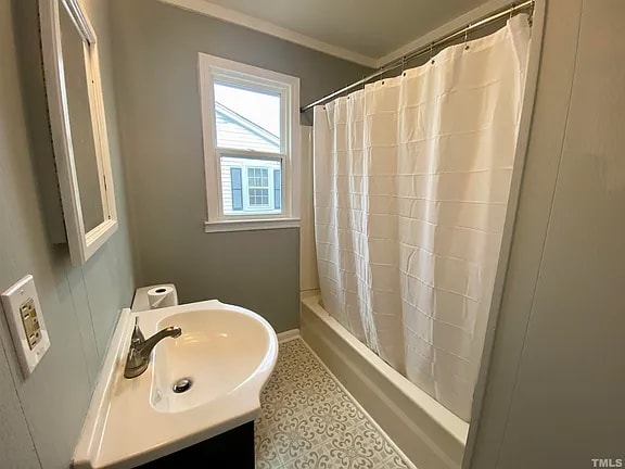 Bathroom - 113 Carolina Ave