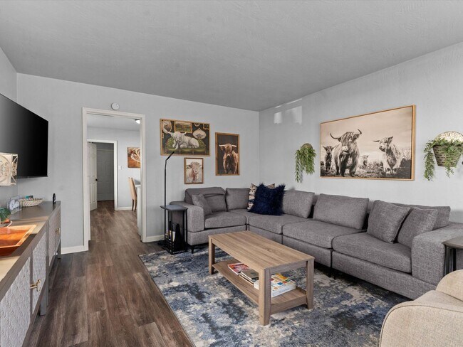 Building Photo - Single Level, Brick duplex