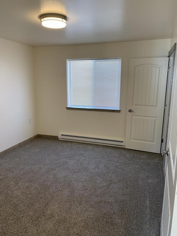 Building Photo - 821 Gibbon St