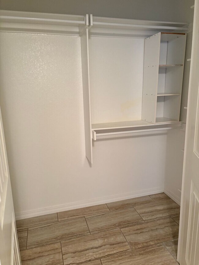 Building Photo - NEWER HOME - ALL APPLIANCES INCLUDED - LARGE FENCED IN BACKYARD