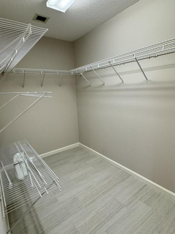 Building Photo - 222 Biltmore Pl