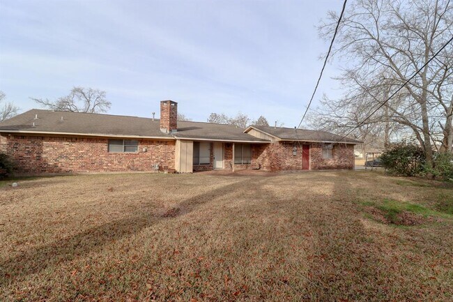 Building Photo - 5335 Cambridge Ln