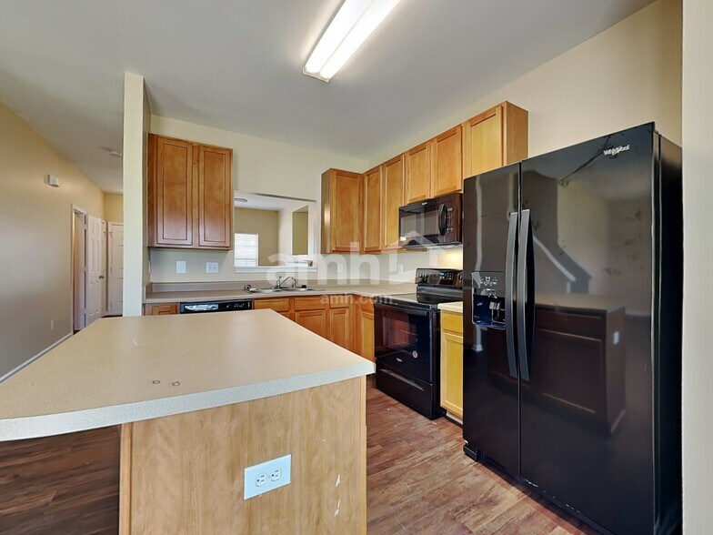 Building Photo - 4640 Lauren Woods Ct