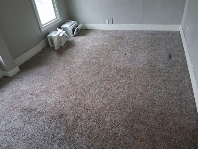 Building Photo - 201 N 20th St