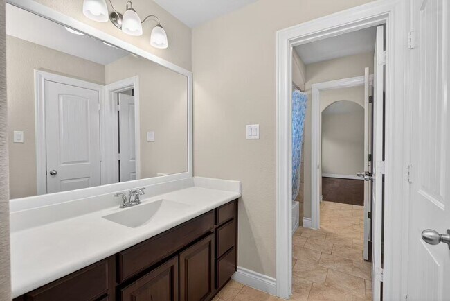 Building Photo - 25610 Fleming Lodge Ln