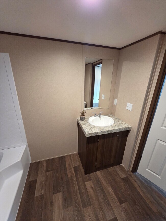 Building Photo - 5161 Road 5913 Rd