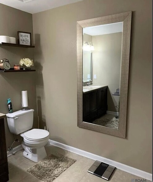 Building Photo - 532 Glenway Dr