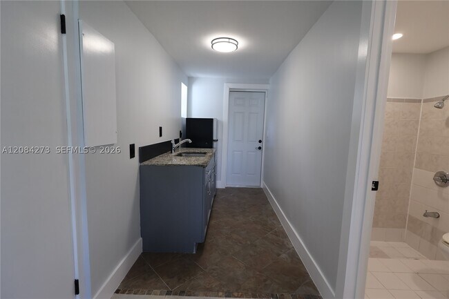 Building Photo - 3610 SW 106th Ave
