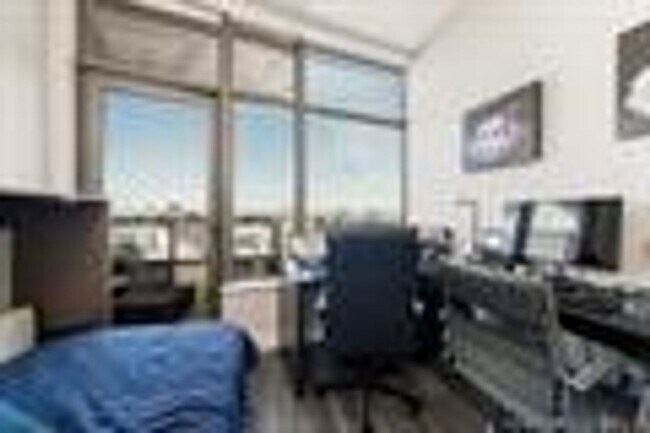 Building Photo - Beautiful Condo at Electra!