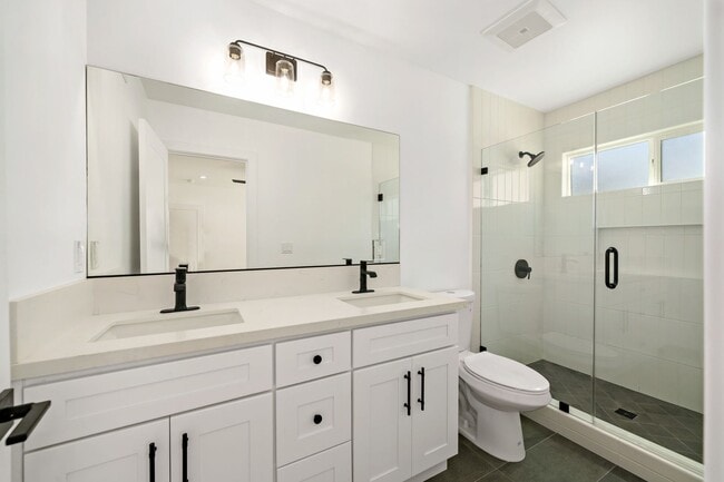Building Photo - 4723 Albury Ave