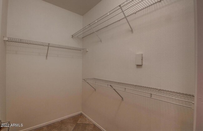 Building Photo - 7009 E Acoma Dr