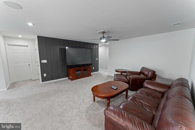 Building Photo - 7810 Bexley Ln
