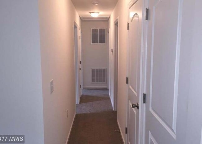 Building Photo - 160 Tabasco Ln