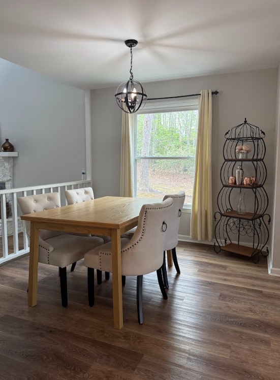 Dining table has leaflets to expand to seat more guests - 4700 Cornwall Pl