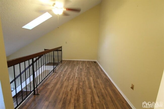 Building Photo - 1618 Aspen Dr