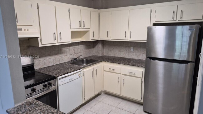 Building Photo - 16950 W Dixie Hwy