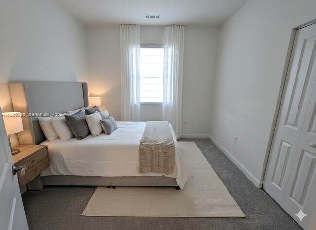 Building Photo - 12136 SW 268th St