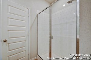 Building Photo - 113 Bella Rosa Trl