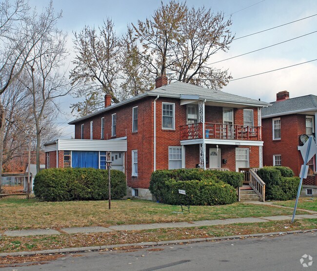 Primary Photo - 1771 Huffman Ave