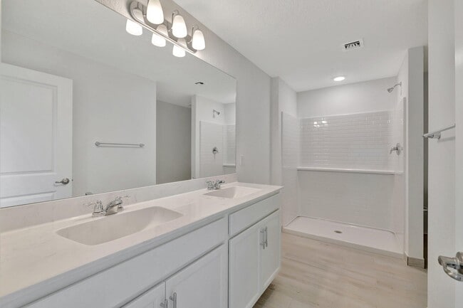 Building Photo - 4977 Armina Pl