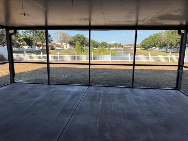 Building Photo - 2118 Ashley Lakes Dr