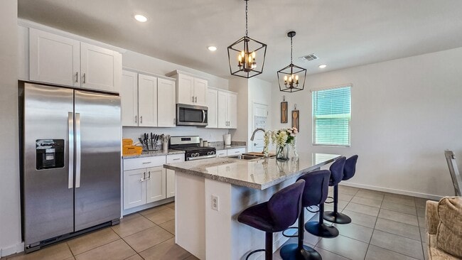 Building Photo - Gorgeous, Almost New Home in Newer Tolleson Neighborhood! Priced just right!