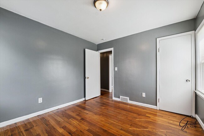 Building Photo - 11248 Kennebec St