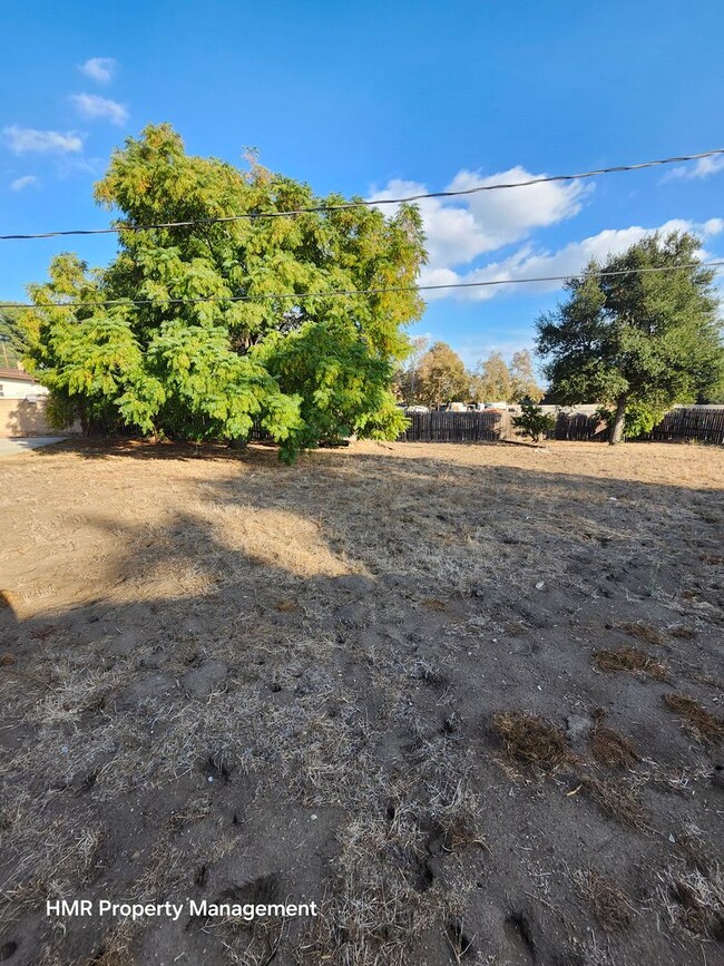 Building Photo - Ranch Style  home In Rancho Cucamonga.