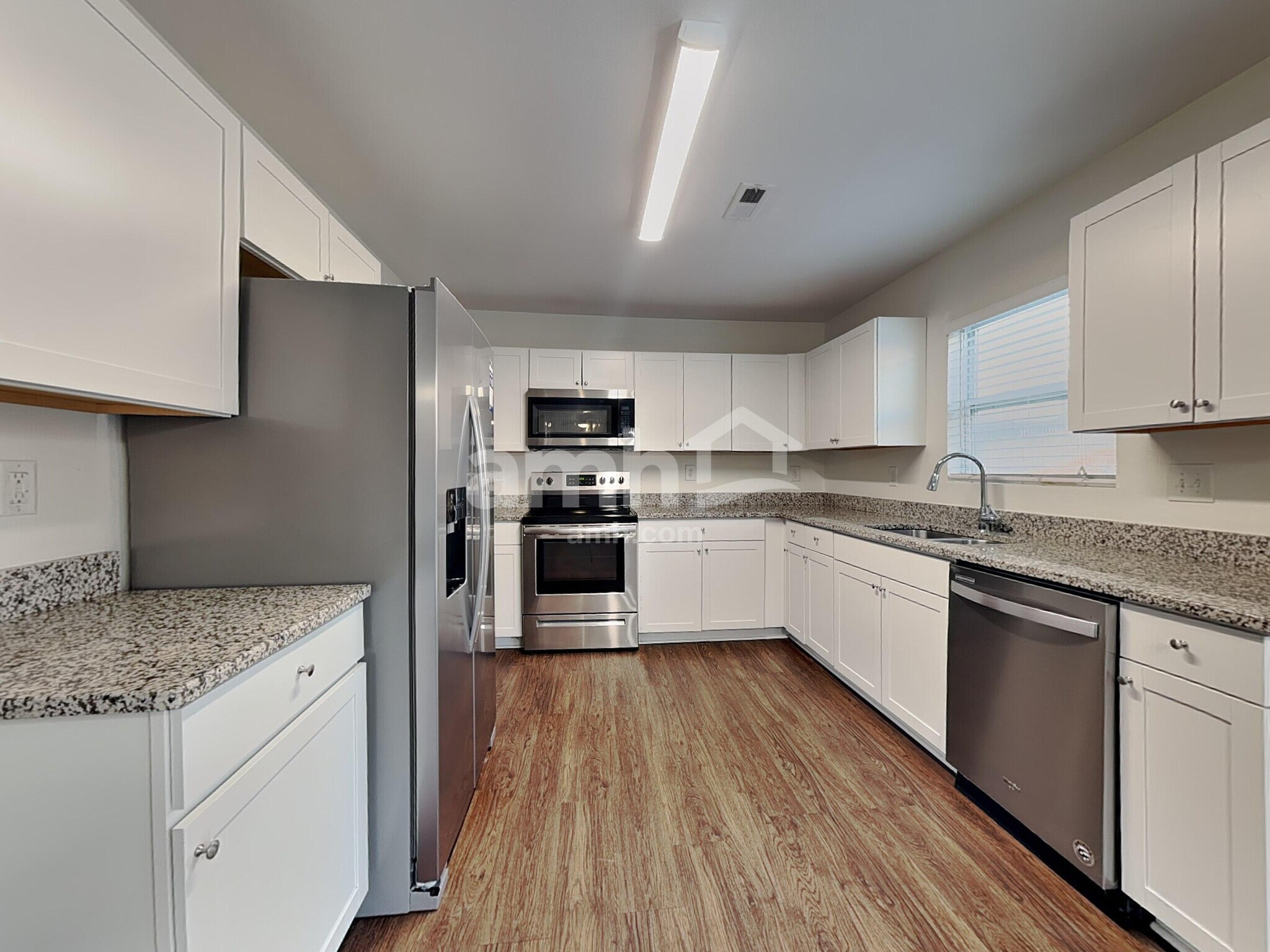 Building Photo - 8443 Redding Glen Ave