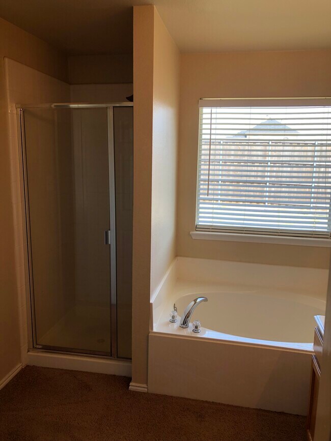 Building Photo - 9187 Gaspard Ct