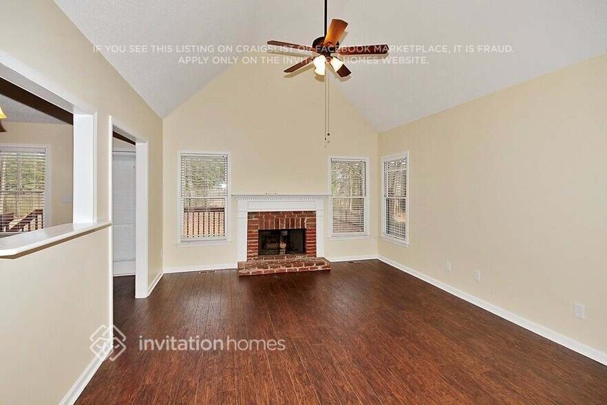 Building Photo - 4034 Dream Catcher Dr