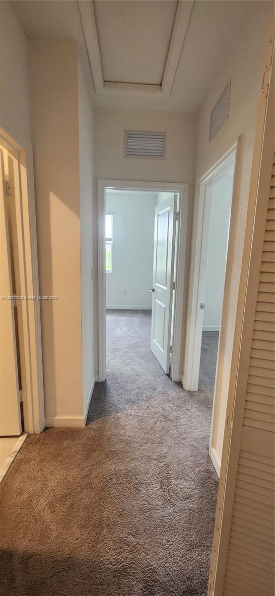 Building Photo - 2708 SE 15th Ct