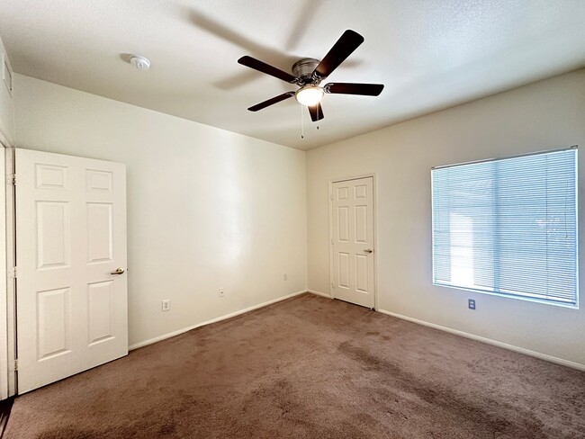Building Photo - 1501 Cardinal Peak Ln