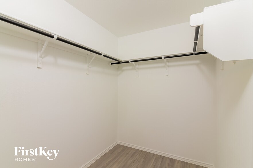 Building Photo - 6603 Arid Wy