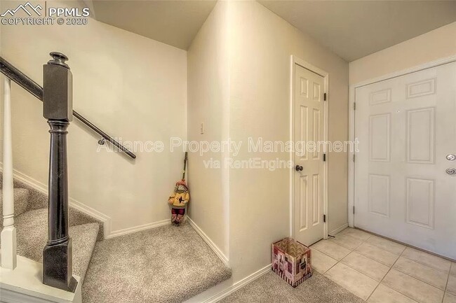 Building Photo - 973 Brant Hollow Ct