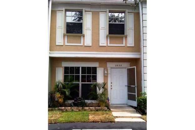 Building Photo - 2828 Edgehill Ln