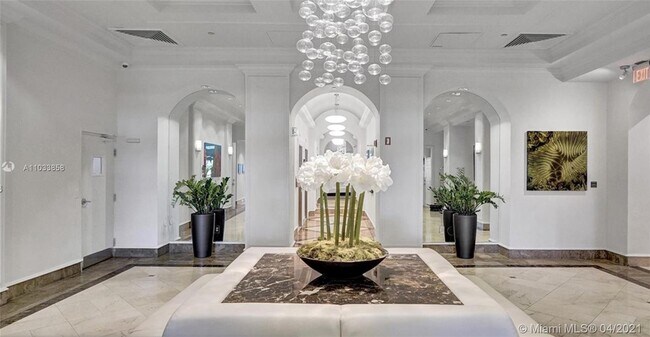 Building Photo - 7330 Ocean Terrace