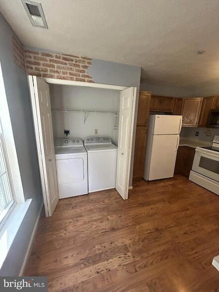 Building Photo - 20892 Jo Marie Way