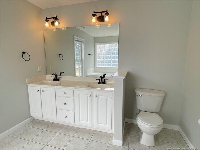 Building Photo - 120 Advance Dr