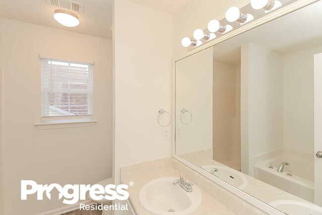 Building Photo - 2817 Amerson Way