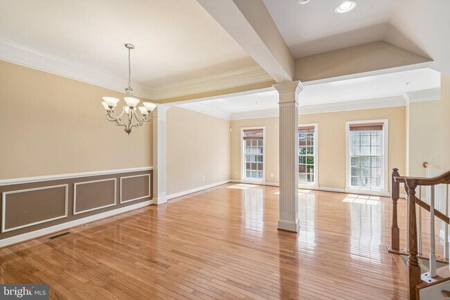 Building Photo - 7979 Vigne Ct