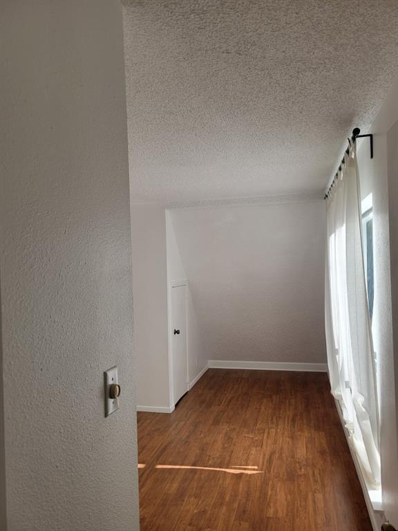 Building Photo - 6810 Thorncliffe Dr