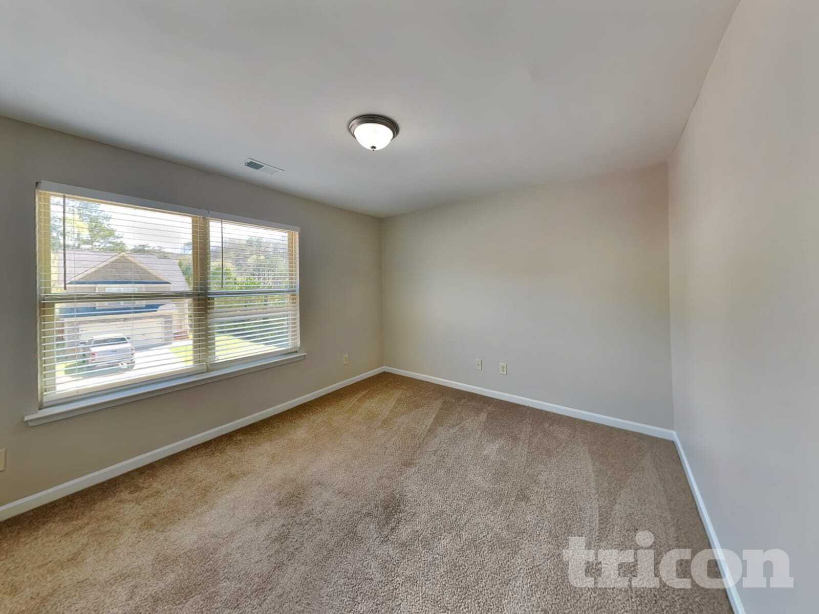 Building Photo - 17 Carriage Hls Dr SE