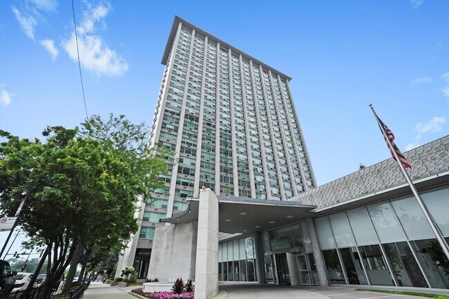 Building Photo - 3600 N Lake Shore Dr