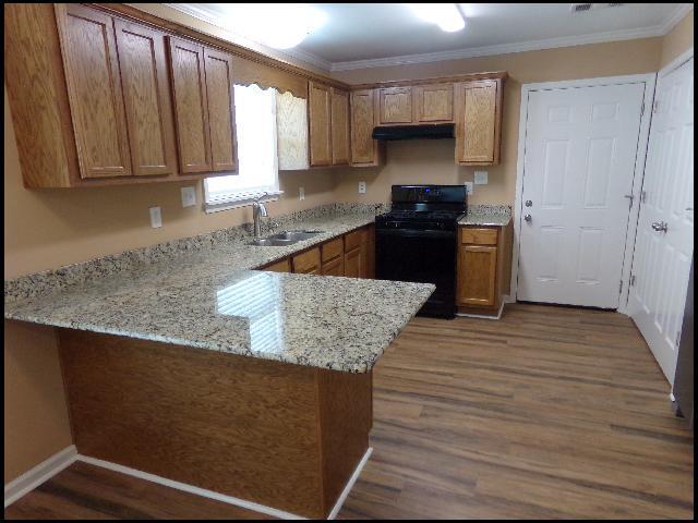 Building Photo - 6455 Lilac Dr