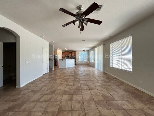 Building Photo - 9707 S 45th Ave